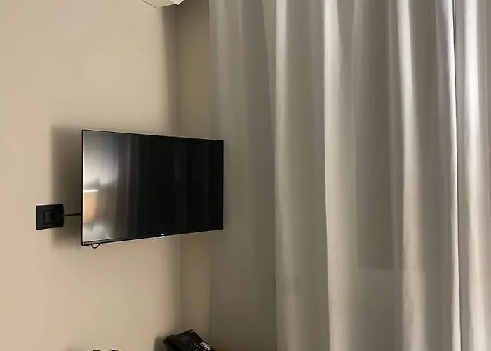 La Galleria 3*