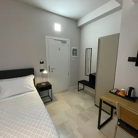 La Galleria Πανσιόν