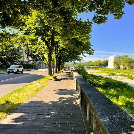 بيت ضيافة La Galleria بارما